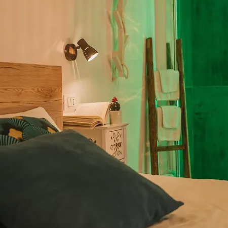 Alloggio in famiglia 8petali *